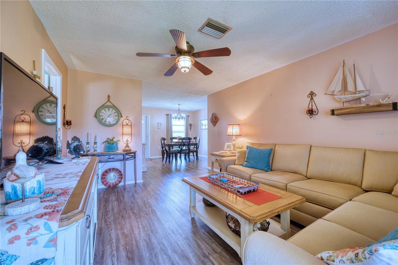 3802 41st Street Court W, Bradenton, FL 34205 Photo