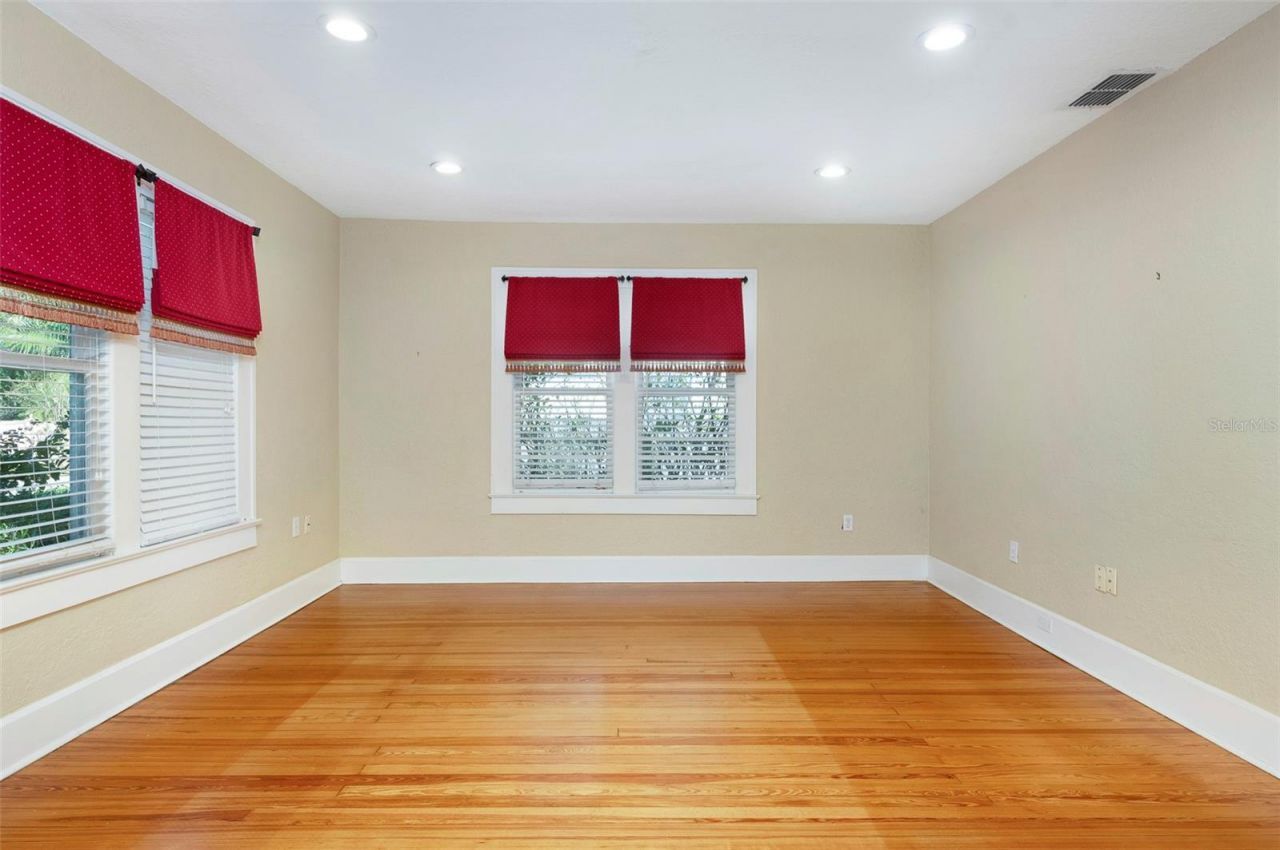 130 22nd Avenue Ne, Saint Petersburg, FL 33704 Photo