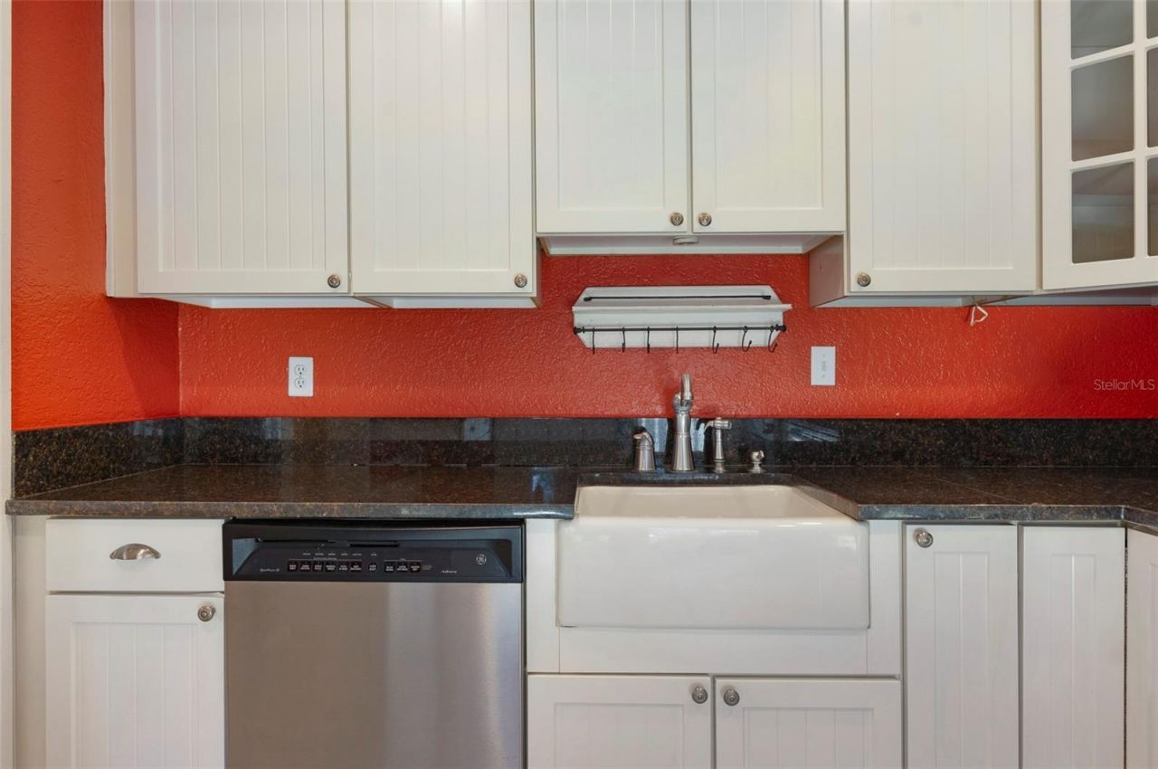 130 22nd Avenue Ne, Saint Petersburg, FL 33704 Photo