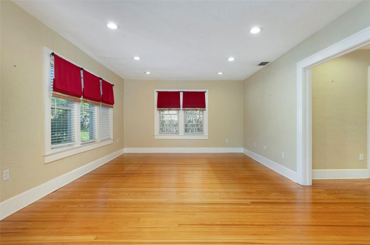 130 22nd Avenue Ne, Saint Petersburg, FL 33704 Photo