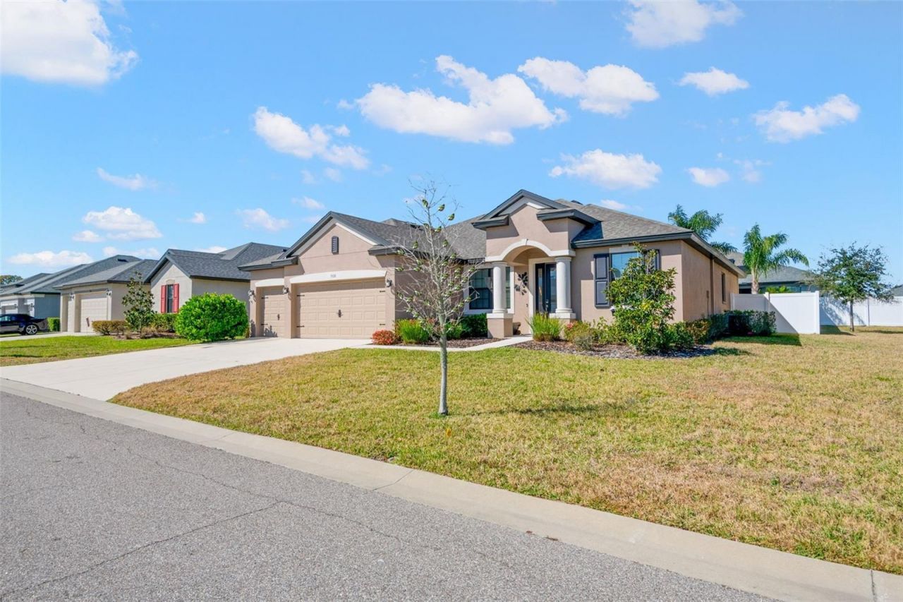 3920 Teaberry Lane, Sun City Center, FL 33573 Photo