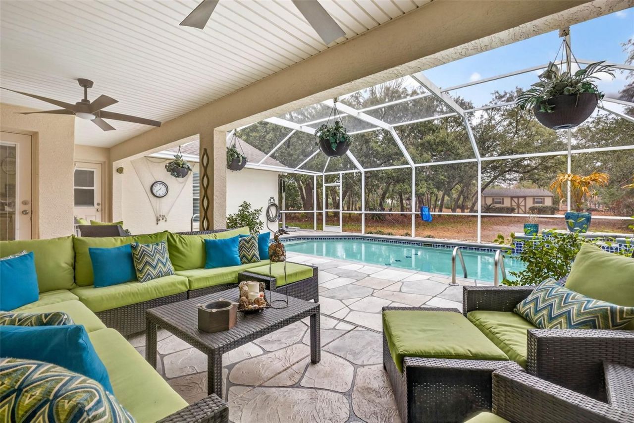 5251 SW 111th Lane Road, Ocala, FL 34476 Main Photo