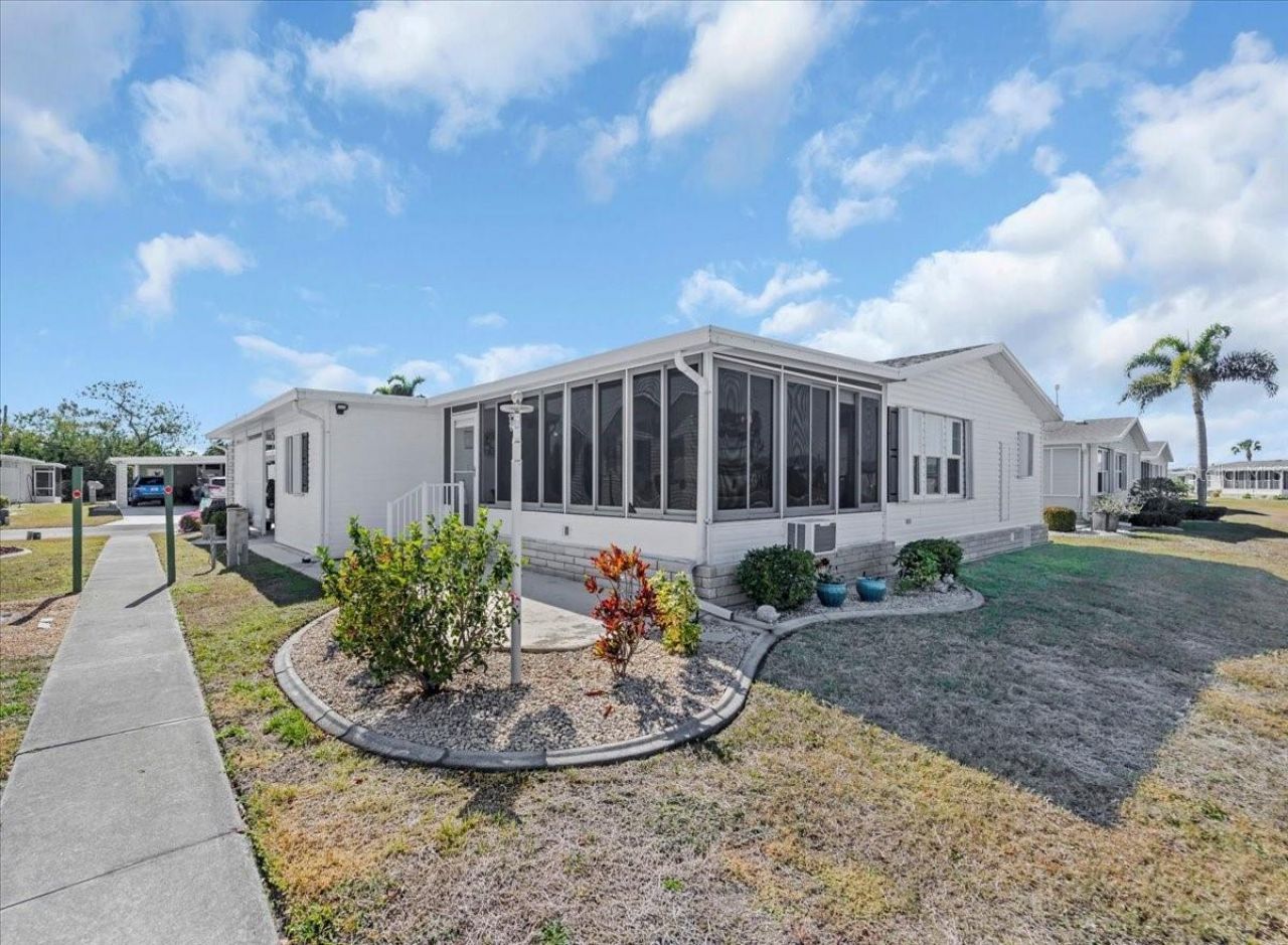 27110 Jones Loop Rd, Unit 295, Punta Gorda, FL 33982 Photo