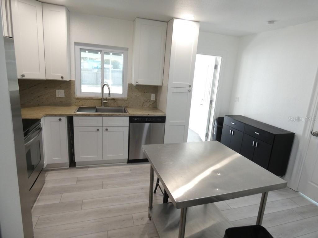 1312 57th Avenue N, Saint Petersburg, FL 33703 Photo