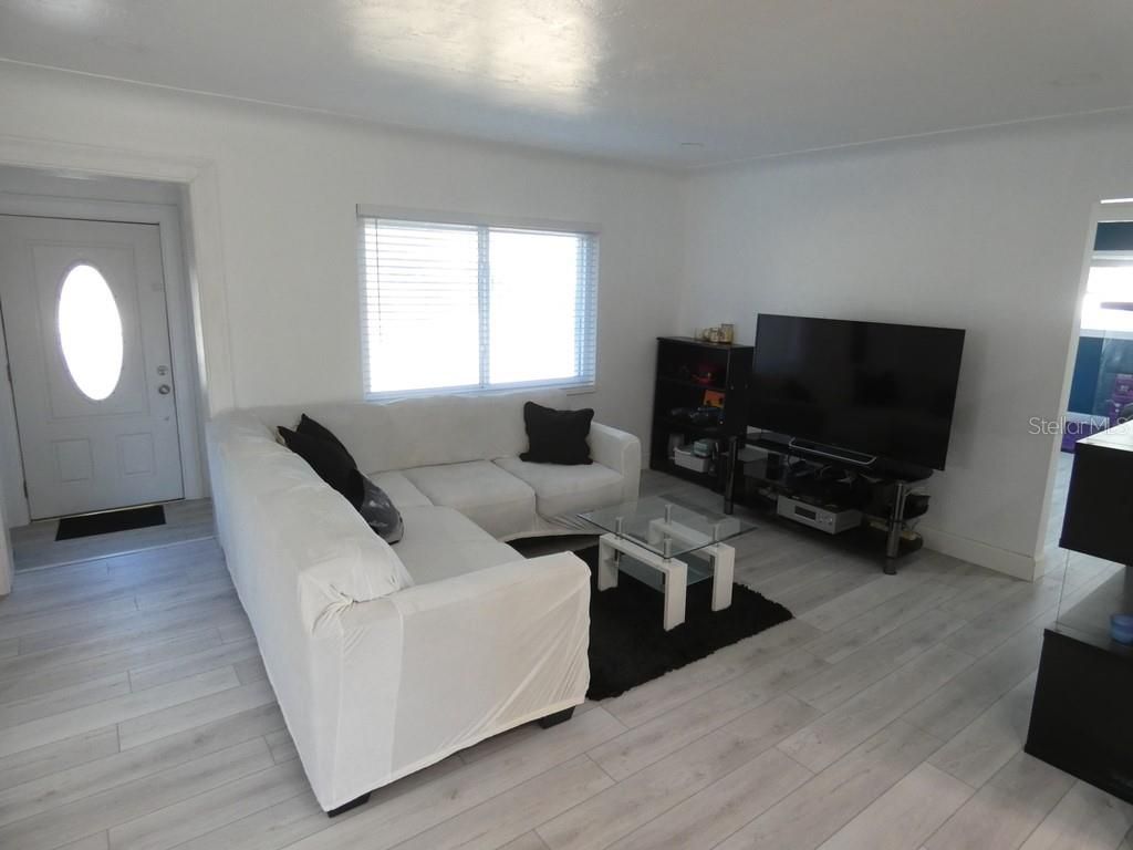 1312 57th Avenue N, Saint Petersburg, FL 33703 Photo