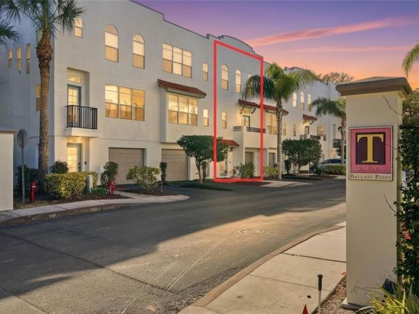 3106 TOSCANA CIRCLE, TAMPA, FL 33611