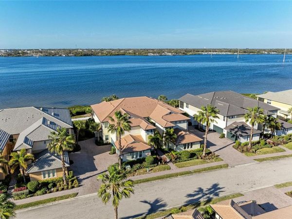 1246 RIVERSCAPE STREET, BRADENTON, FL 34208