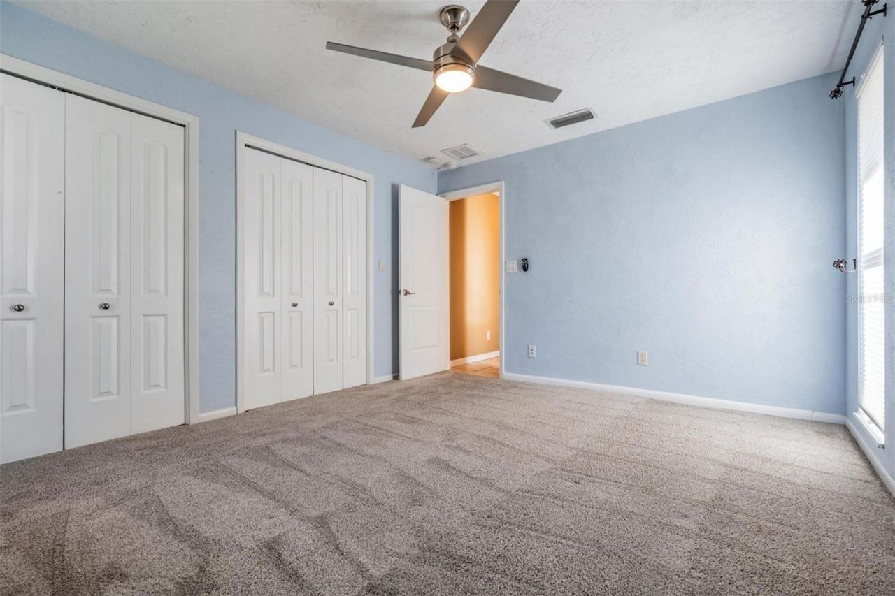 1926 Montana Avenue Ne, Saint Petersburg, FL 33703 Photo