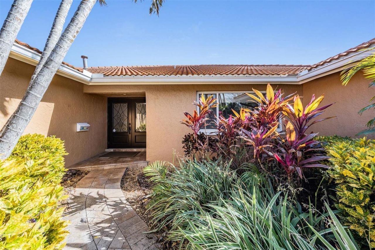 1926 Montana Avenue Ne, Saint Petersburg, FL 33703 Photo