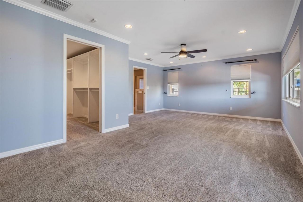 1926 Montana Avenue Ne, Saint Petersburg, FL 33703 Photo