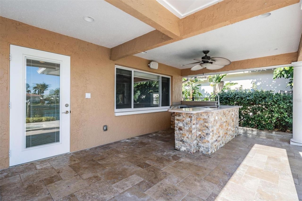 1926 Montana Avenue Ne, Saint Petersburg, FL 33703 Photo