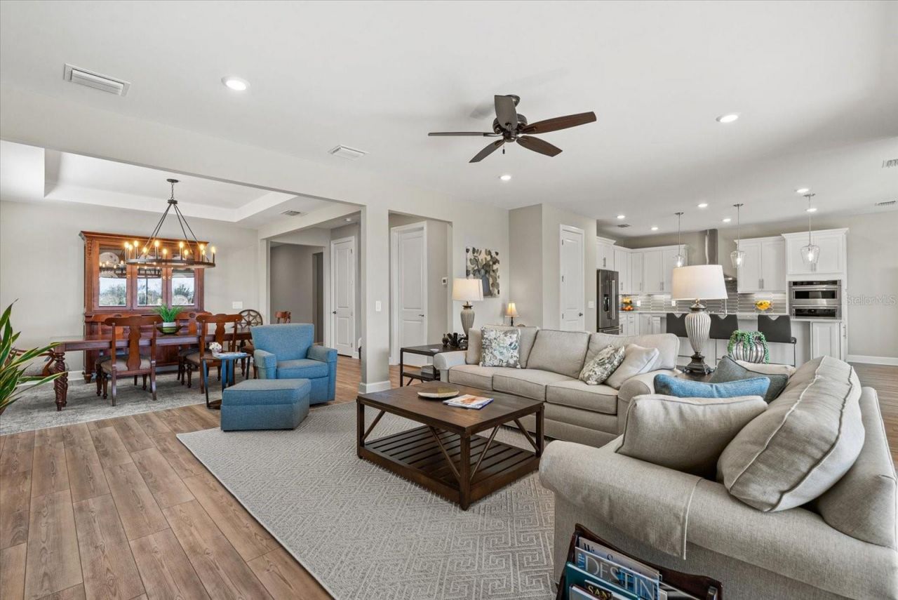 5925 Bluestar Court, Lakewood Ranch, FL 34211 Photo