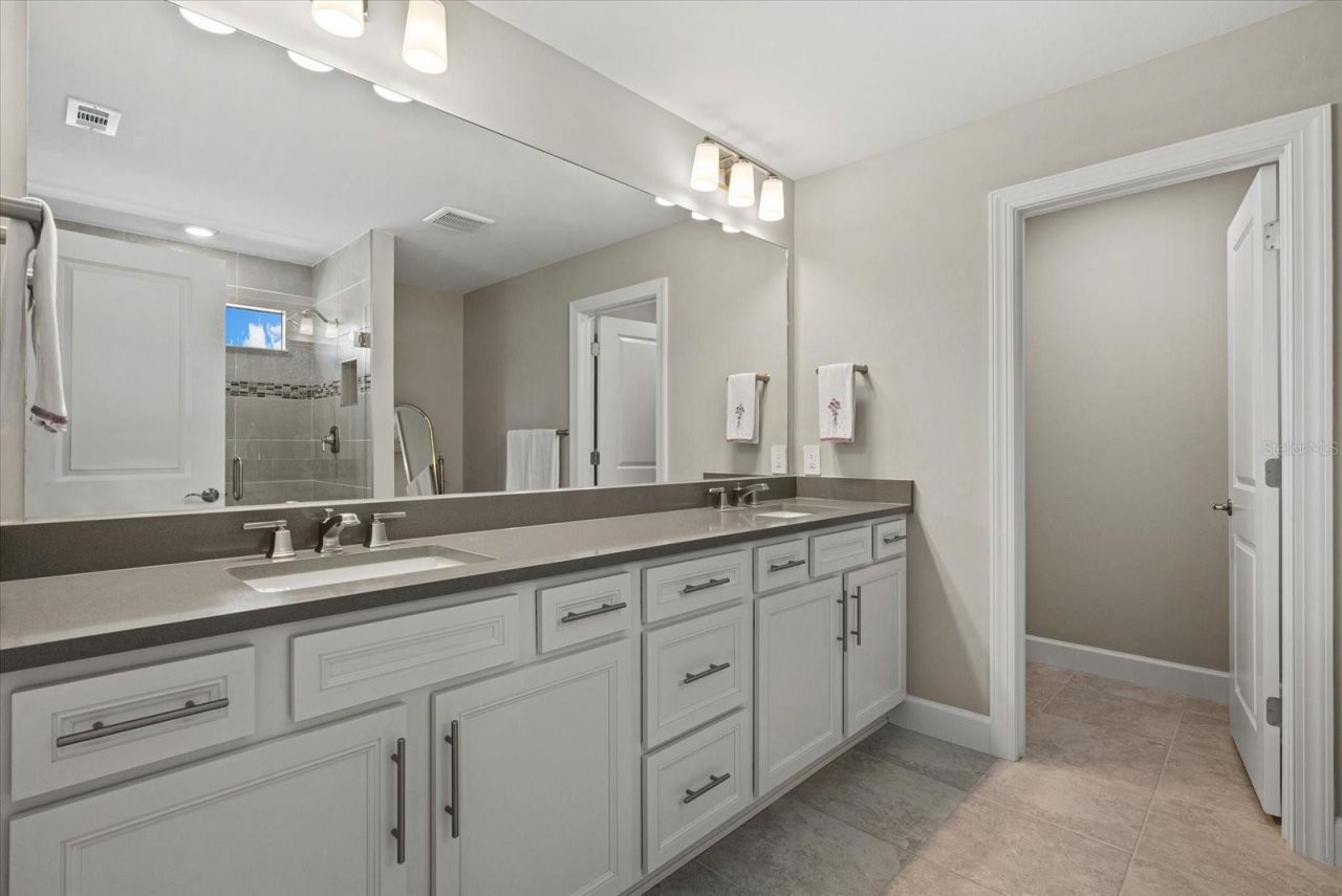 5925 Bluestar Court, Lakewood Ranch, FL 34211 Photo