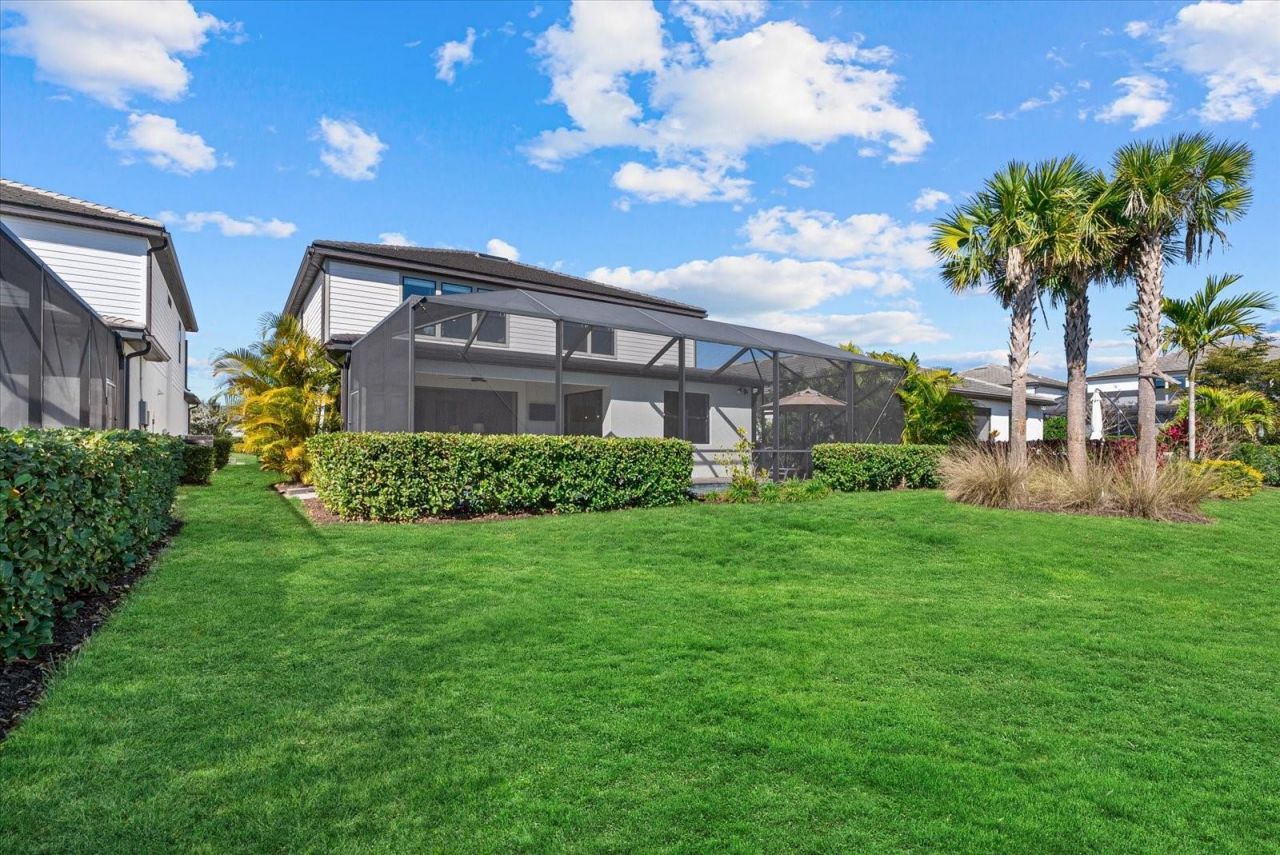 5925 Bluestar Court, Lakewood Ranch, FL 34211 Photo