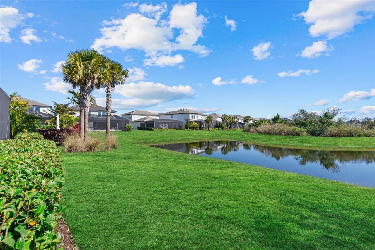 5925 Bluestar Court, Lakewood Ranch, FL 34211 Photo