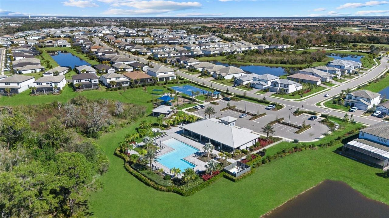 5925 Bluestar Court, Lakewood Ranch, FL 34211 Photo