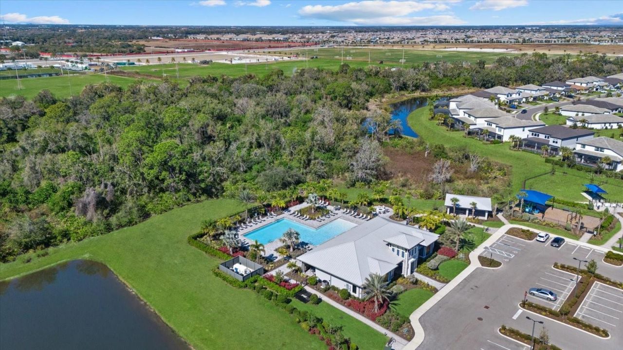 5925 Bluestar Court, Lakewood Ranch, FL 34211 Photo