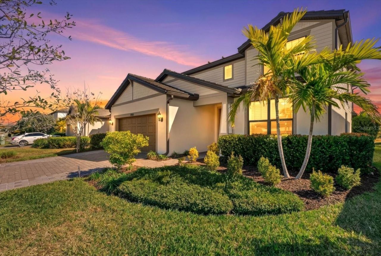 5925 Bluestar Court, Lakewood Ranch, FL 34211 Photo