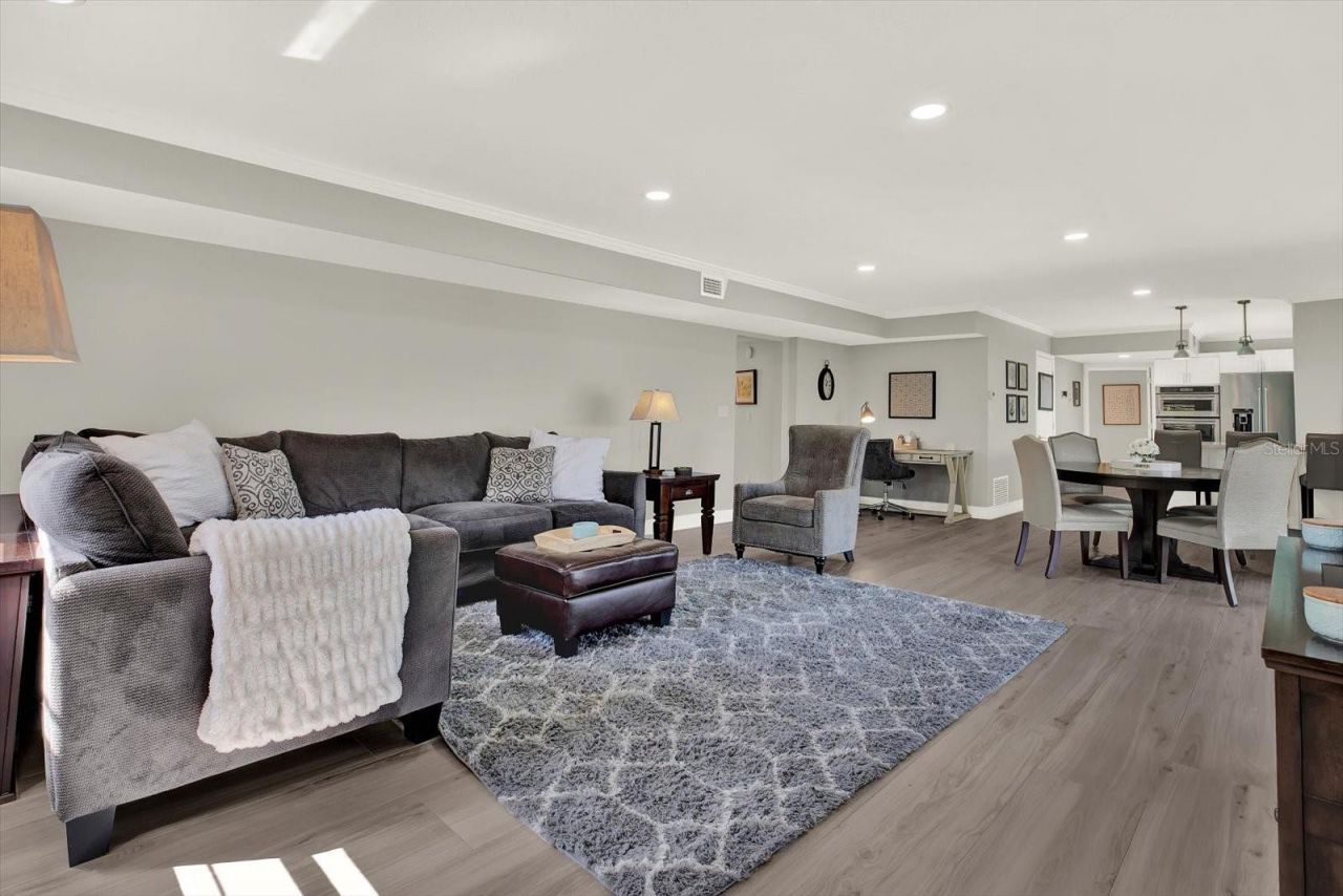 1461 74th Circle Ne, Saint Petersburg, FL 33702 Photo