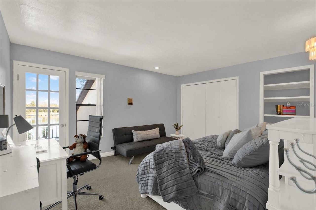 1461 74th Circle Ne, Saint Petersburg, FL 33702 Photo