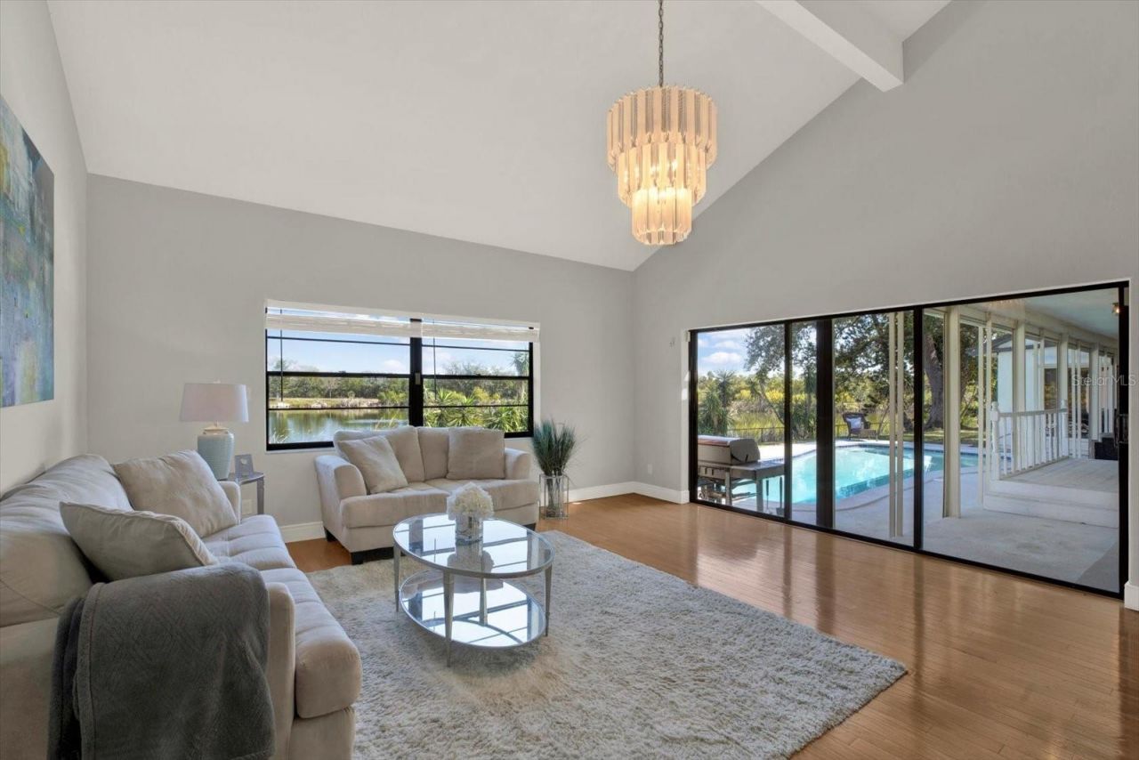 1461 74th Circle Ne, Saint Petersburg, FL 33702 Photo