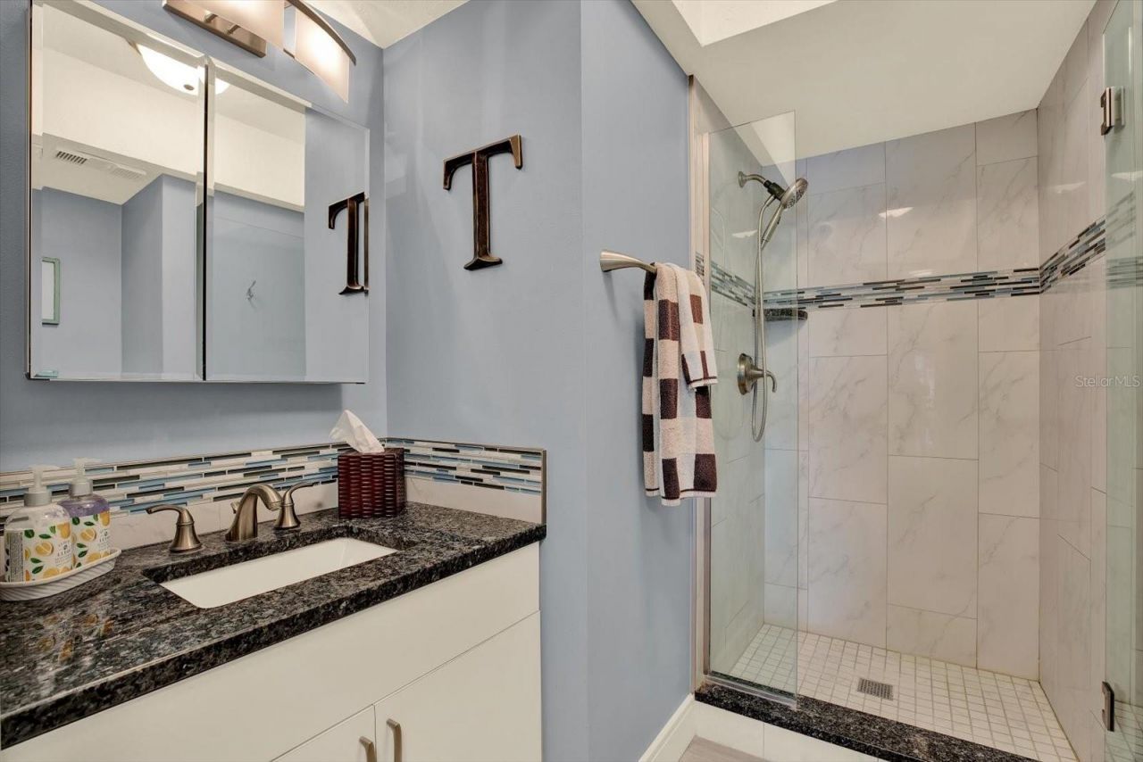 1461 74th Circle Ne, Saint Petersburg, FL 33702 Photo