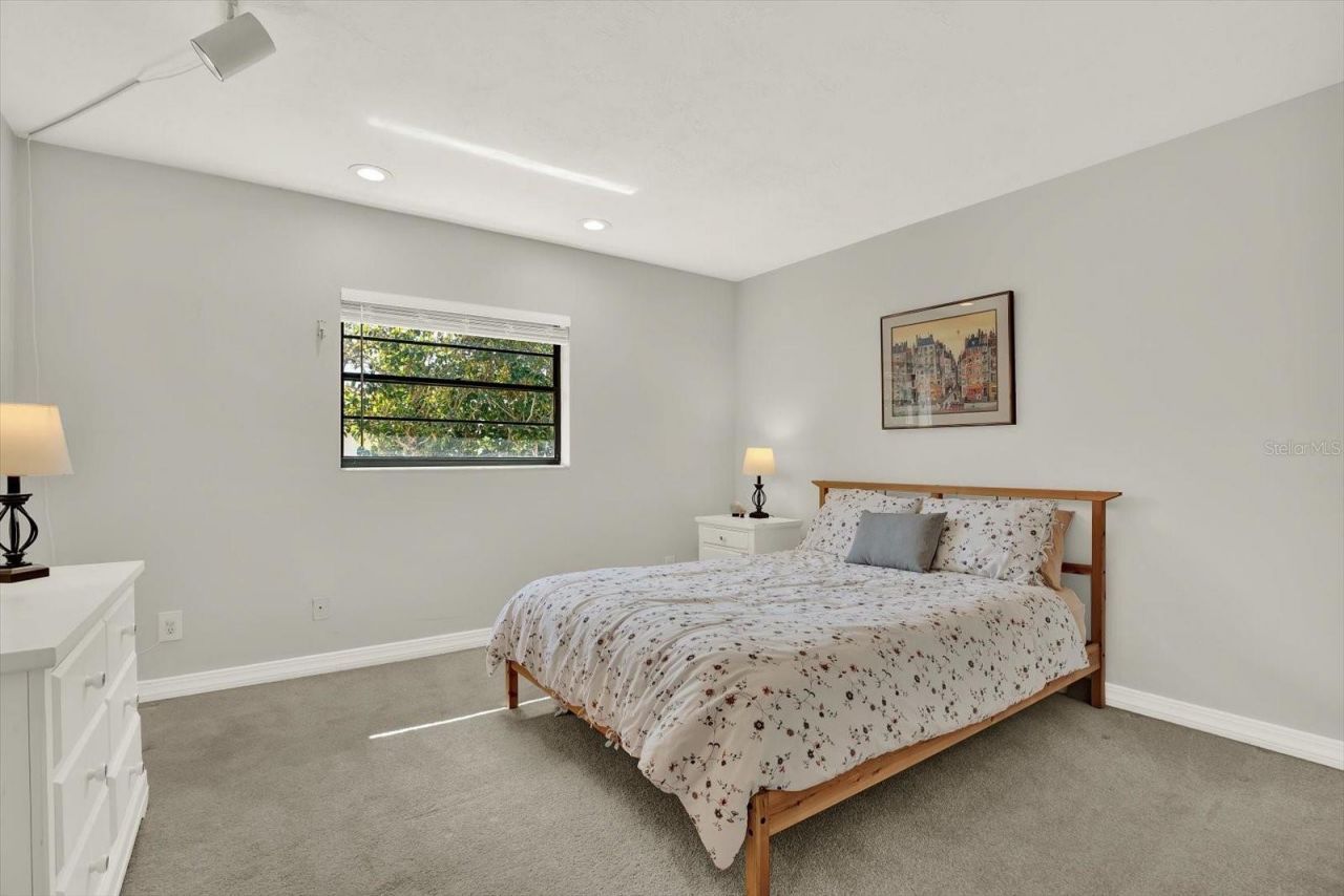 1461 74th Circle Ne, Saint Petersburg, FL 33702 Photo