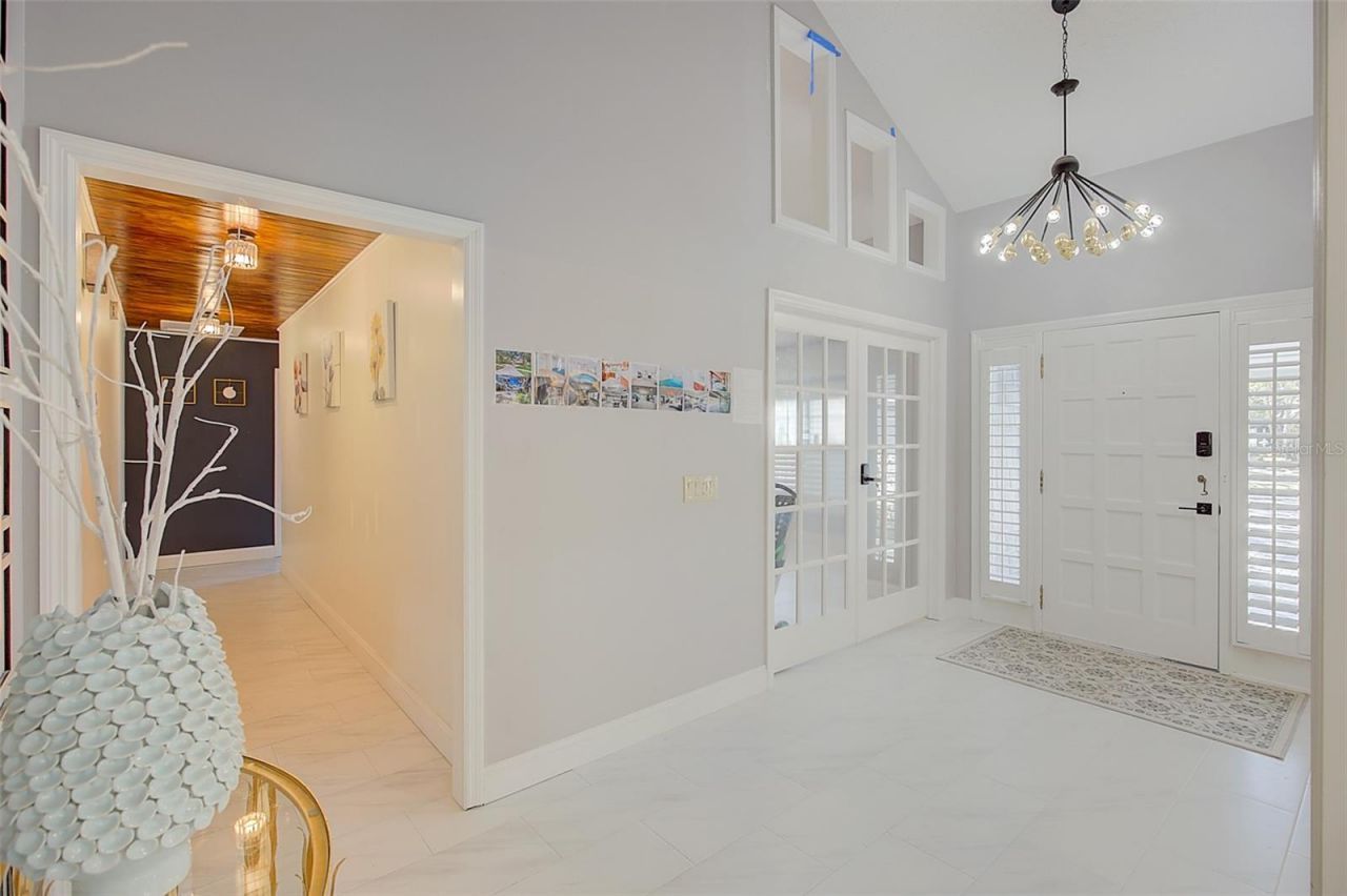 4202 Deepwater Lane, Tampa, FL 33615 Photo