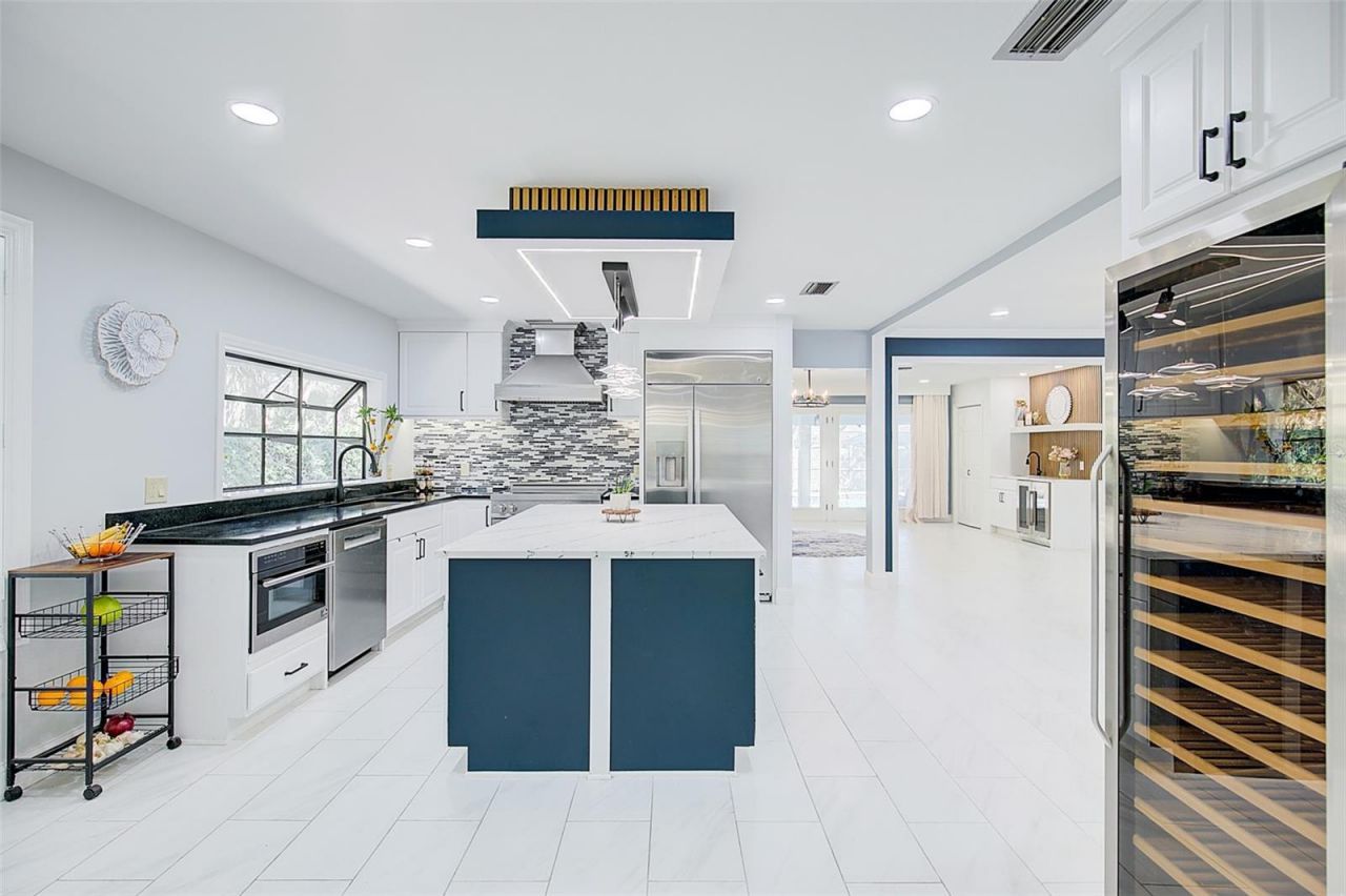 4202 Deepwater Lane, Tampa, FL 33615 Photo