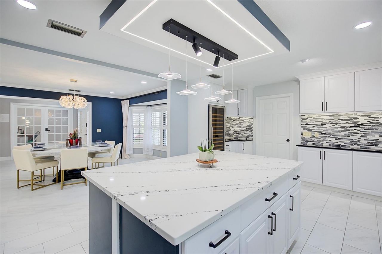 4202 Deepwater Lane, Tampa, FL 33615 Photo