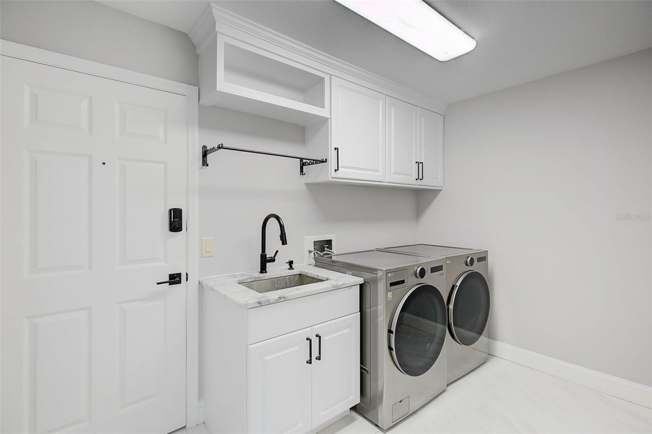 4202 Deepwater Lane, Tampa, FL 33615 Photo