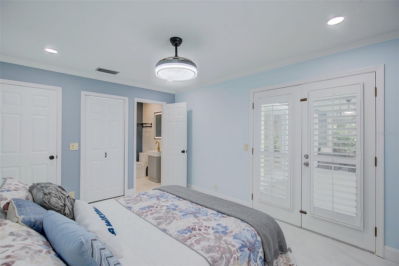 4202 Deepwater Lane, Tampa, FL 33615 Photo