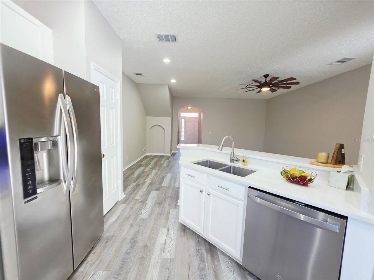 580 Black Lion Drive Ne, Saint Petersburg, FL 33716 Photo