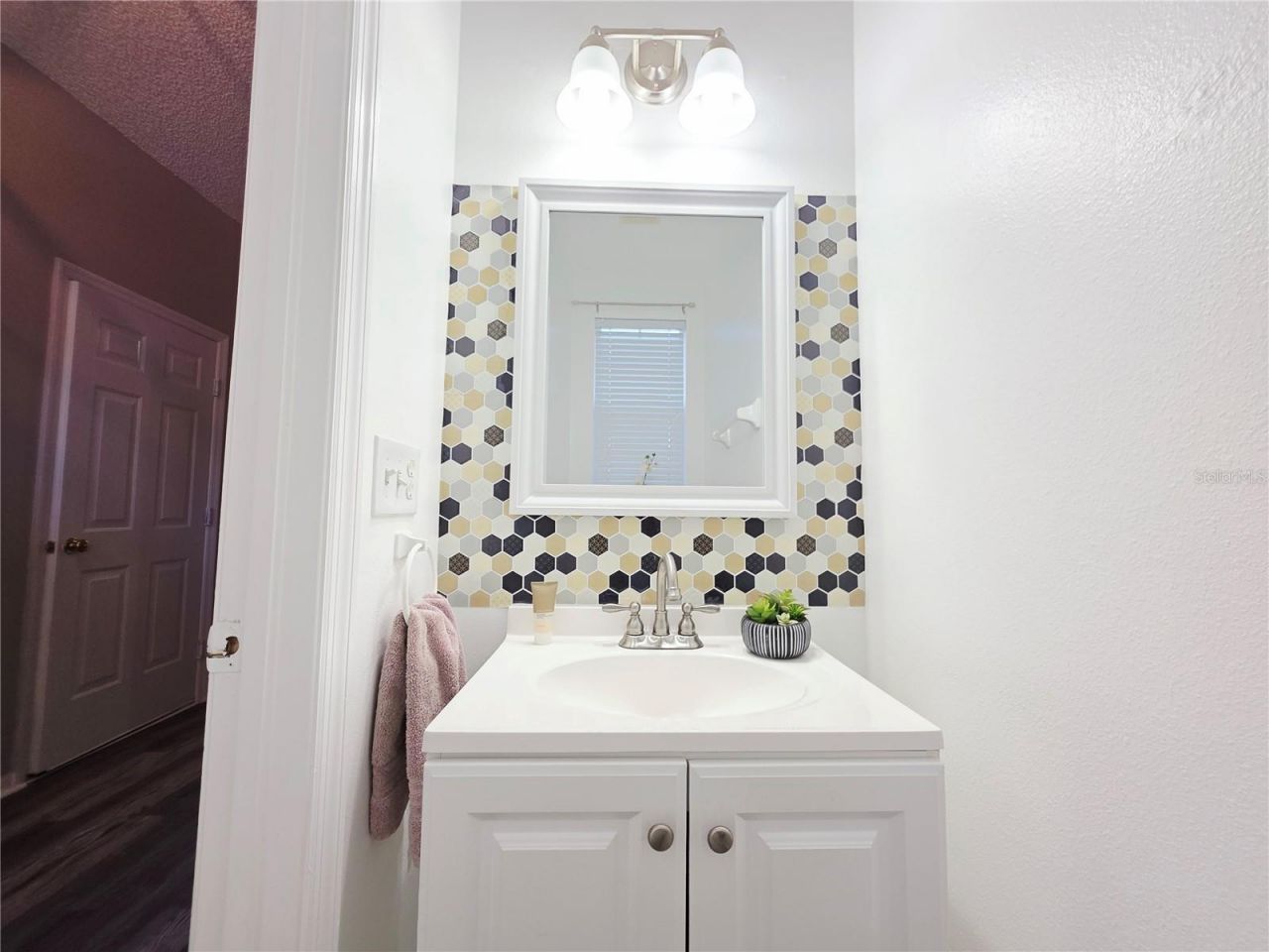 580 Black Lion Drive Ne, Saint Petersburg, FL 33716 Photo