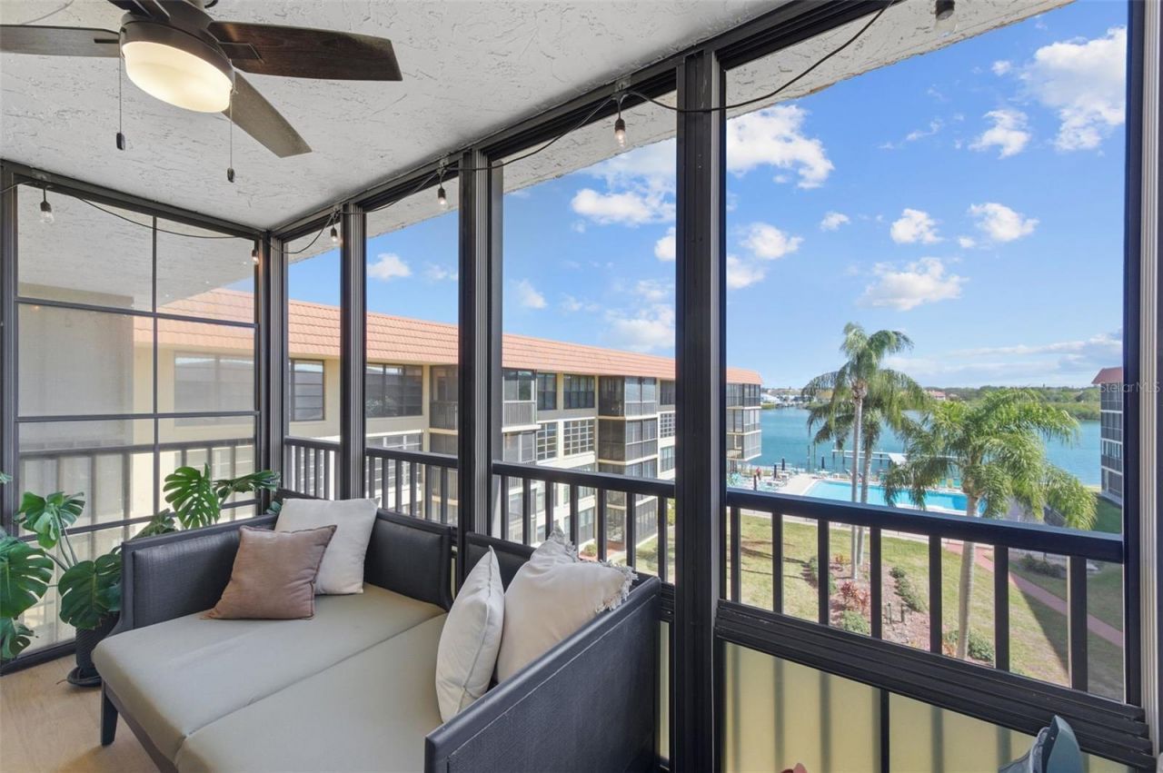 19701 Gulf Boulevard, Unit 423, Indian Shores, FL 33785 Photo