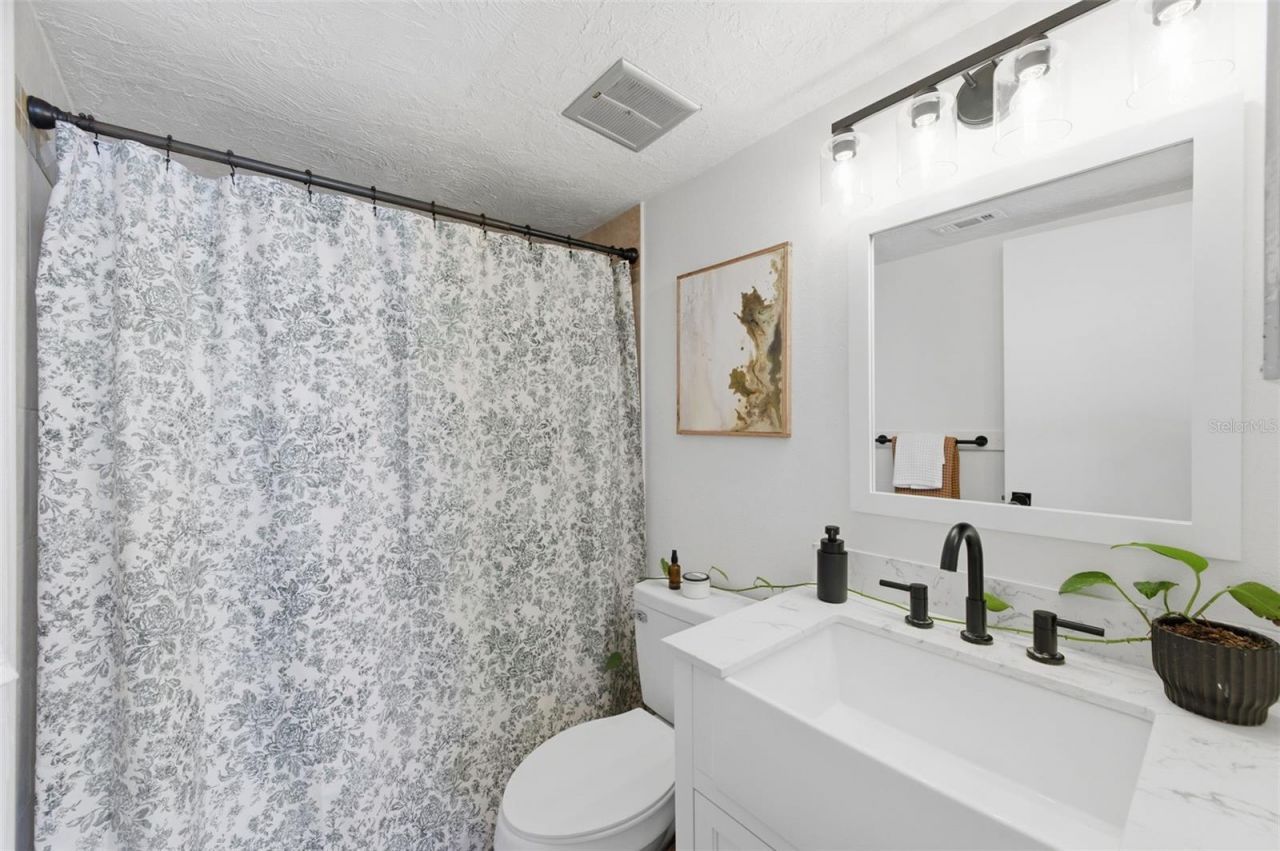 19701 Gulf Boulevard, Unit 423, Indian Shores, FL 33785 Photo