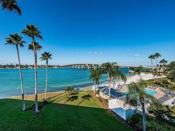 5901 BAHIA DEL MAR CIRCLE, Unit 422, ST PETERSBURG, FL 33715