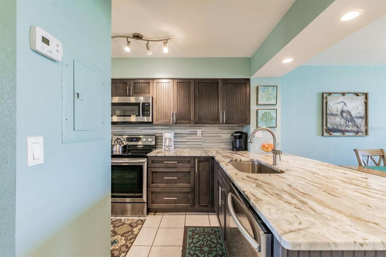 5901 Bahia Del Mar Circle, Unit 422, Saint Petersburg, FL 33715 Photo