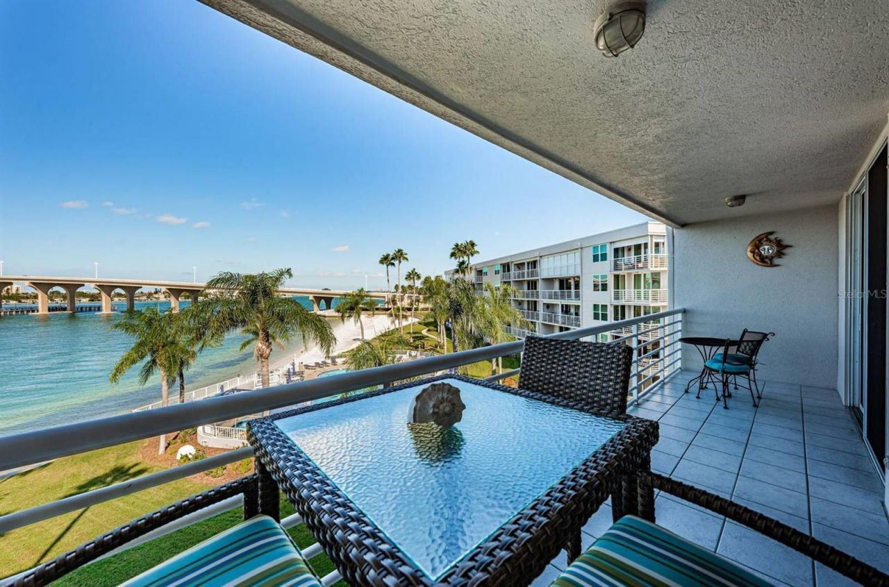 5901 Bahia Del Mar Circle, Unit 422, Saint Petersburg, FL 33715 Photo