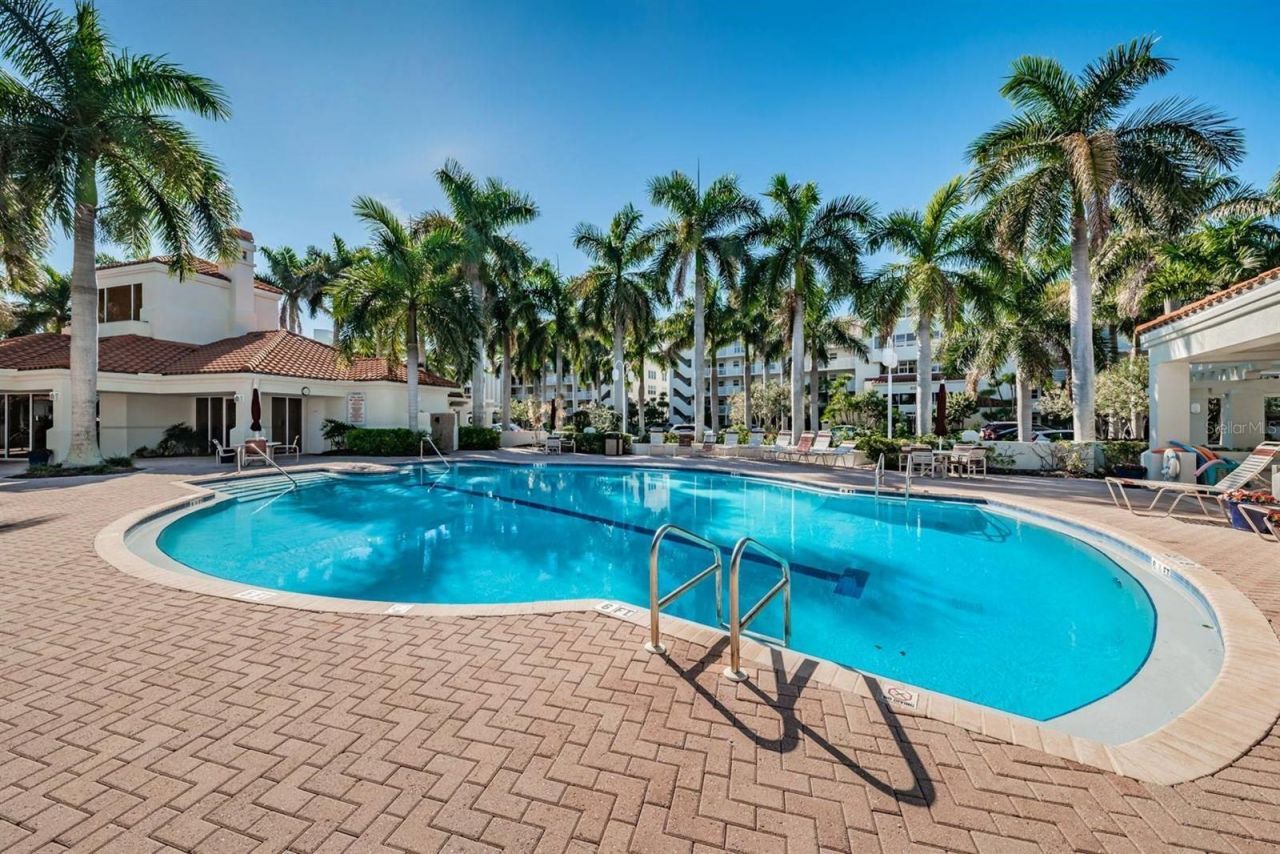 6105 Bahia Del Mar Circle, Unit 287, Saint Petersburg, FL 33715 Photo