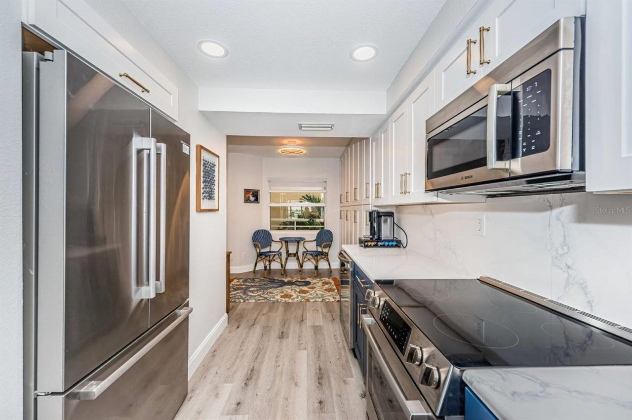 6105 Bahia Del Mar Circle, Unit 287, Saint Petersburg, FL 33715 Photo