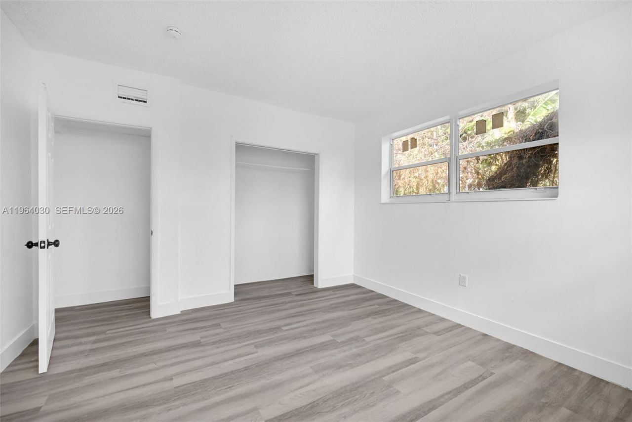 1391 NW 102nd St, Unit 1391, Miami, FL 33147 Photo