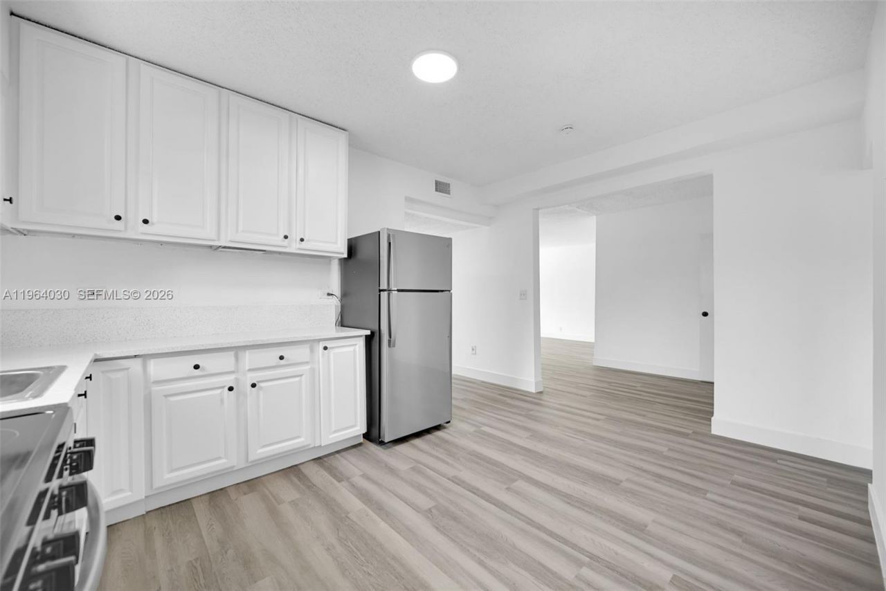 1391 NW 102nd St, Unit 1391, Miami, FL 33147 Photo