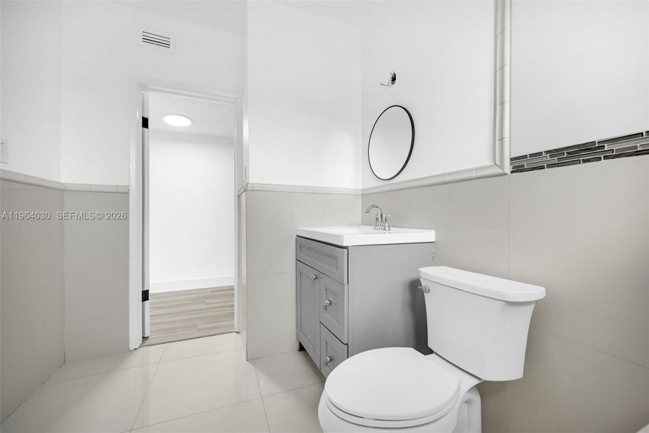 1391 NW 102nd St, Unit 1391, Miami, FL 33147 Photo