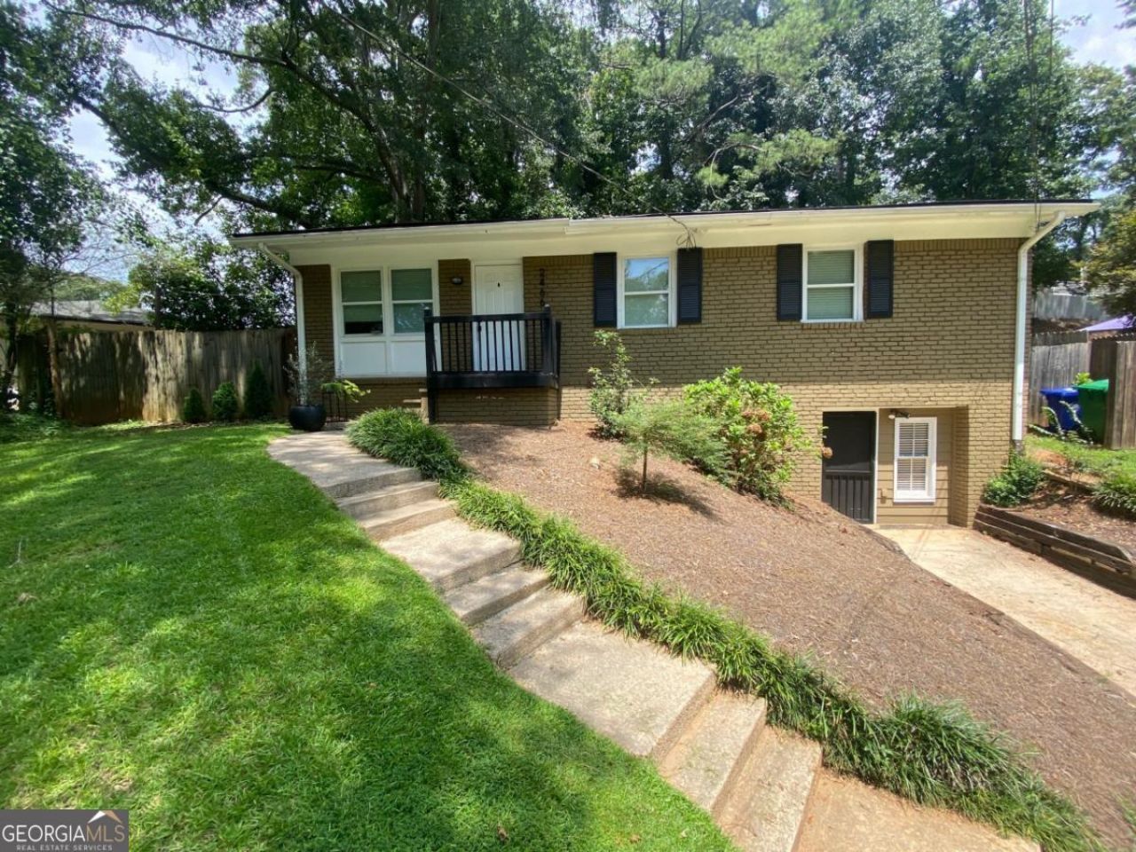 2466 Bouldercliff Way Se, Atlanta, GA 30316 Main Photo