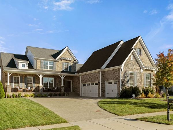 3231 Bradfield Dr, Nolensville, TN 37135