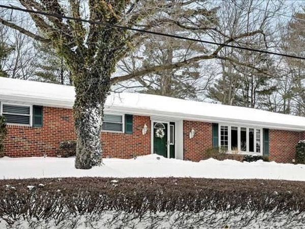 11 BRYN MAWR AVENUE, POTTSVILLE, PA 17901