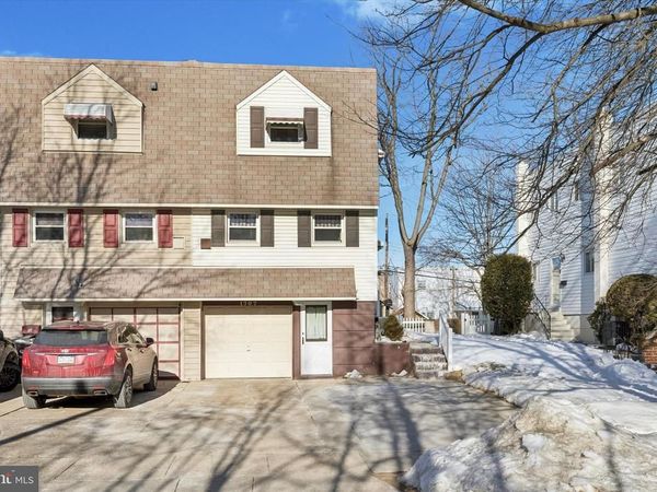 1707 CALAMIA DRIVE, NORRISTOWN, PA 19401