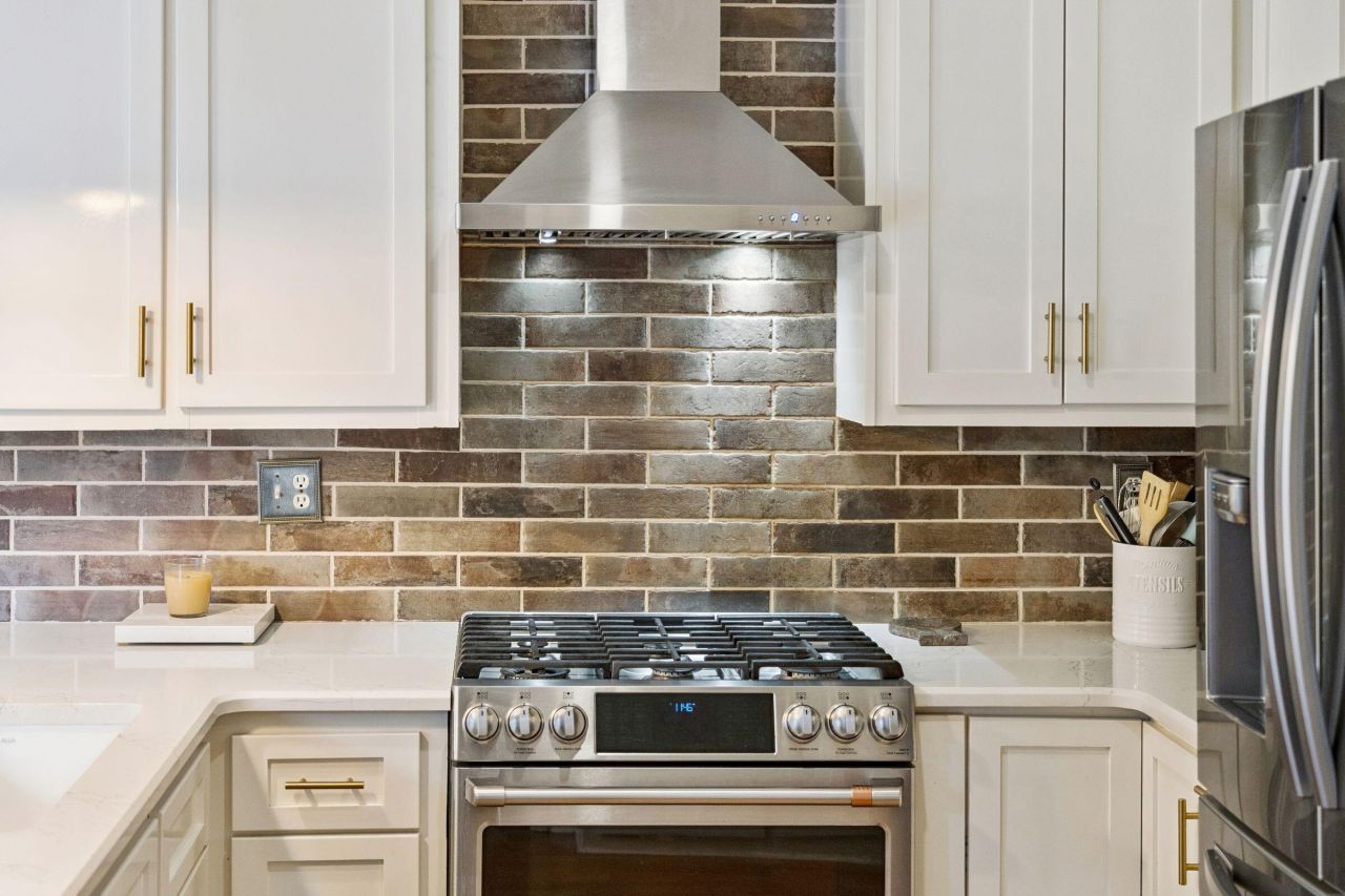 642 Williamson Drive Photo 15