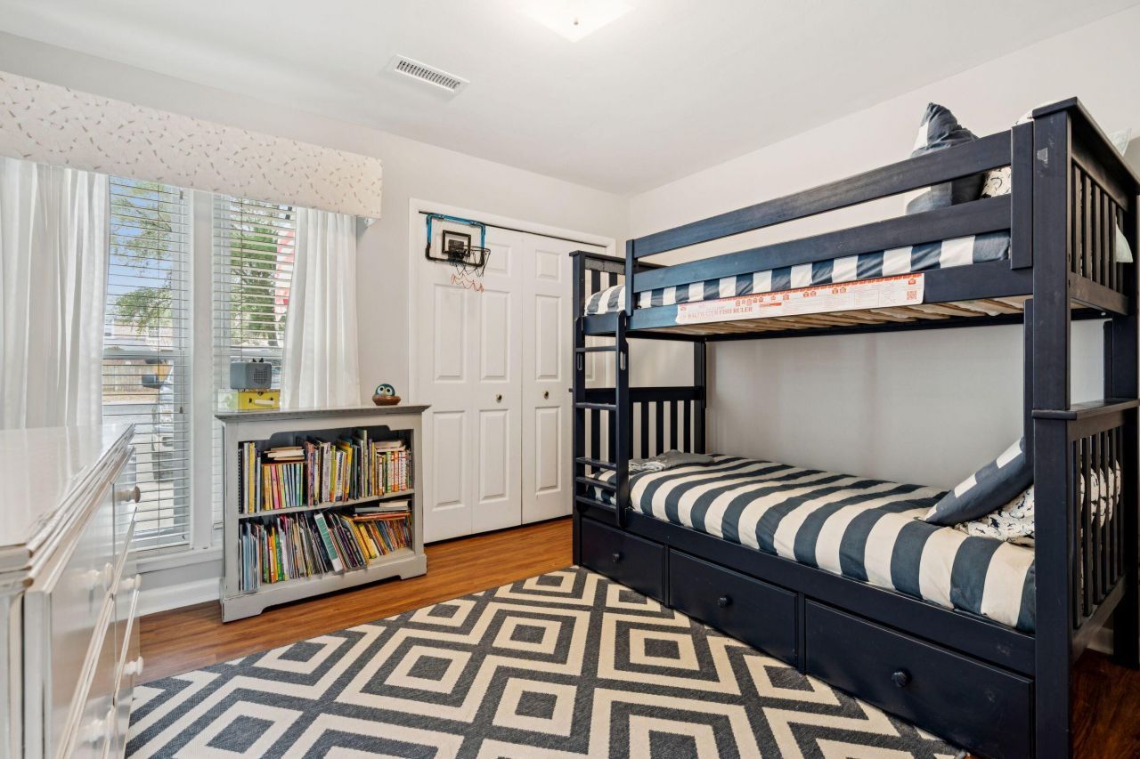 642 Williamson Drive Photo 38